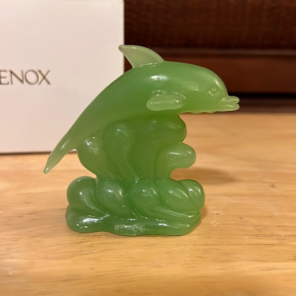 COLLECTIBLE LENOX CHINA DOLPHIN•NEW IN BOX - Picture 3 of 8